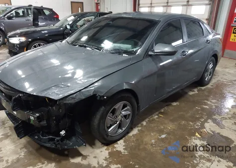 2024 Hyundai Elantra Se z USA, uszkodzony, nr VIN KMHLL4DG6RU829790